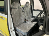 【運転席・助手席】内装ルームクリーニング済みです。しっかり綺麗にしていますので、是非、お確かめください。車に自信があるからこそ、是非一度ご来店頂き内外装も見てもらえると幸いです。