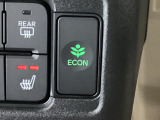 ★ECONスイッチ★ エコドライブを加速しよう!スイッチをONにすると、運転の仕方によるロスを抑え込み燃費をよくするようクルマが頑張ります(*^ー^*)燃費向上にチャレンジ♪