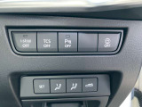 各操作スイッチが運転席すぐ近くにありますので、操作性バッチリです。