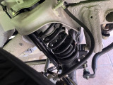 お車を安心してお乗りいただく為には、足回りの定期点検が欠かせません。サービスサポート(有償保証)では無料点検もご提供しており、安心のカーライフをお過ごしいただけるサポート体制が整っています。