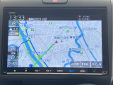 Gathersメモリーナビがついています。CD、DVD、サウンドコンテナ、Bluetoothオーディオ、フルセグが視聴できます。