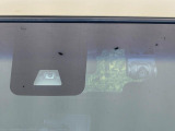 【スマートアシスト】走行中に前方の車両等を認識し、衝突しそうな時は警報とブレーキで衝突回避と被害軽減をアシスト。より安全にドライブをお楽しみいただけます。