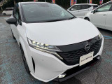 とても明るくて夜間も安心・しかも消費電力も少ないLEDヘッドライト付き。