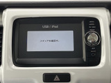 お気に入りの音楽を快適に楽しめるオーディオ画面です。様々なメディアに対応し、ドライブを盛り上げます。
