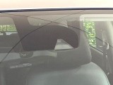 【エマージェンシーブレーキ】走行中に前方の車両等を認識し、衝突しそうな時は警報とブレーキで衝突回避と被害軽減をアシスト。より安全にドライブをお楽しみいただけます。