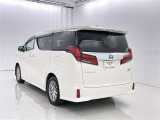低燃費で環境にもやさしいハイブリッド車です。トヨタ専用診断機器でハイブリッドシステムを綿密に点検してあります!