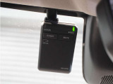 ◆ドライブレコーダー◆映像・音声などを記録する自動車用の装置です。 もしもの事故の際の記録はもちろん、旅行の際の思い出としてドライブの映像を楽しむことができます。