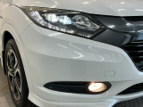 【LEDヘッドライト】ディスチャージヘッドライト(HID)と同等の明るさで、夜道や雨天走行が明るく視界良好!! フォグライトも装備で、安心感さらにUPです♪安心ドライブを楽しんで下さい♪