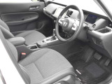 運転席は特等席、シートの状態も良好です!高さの調整も可能ですので、自分に合った目線の高さに合わせられますよ!!