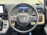 【純正革巻きステアリング】上質な革を使用することで、手にしっかり馴染みとても運転しやすいハンドルです♪