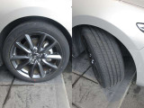 車両のデザインにマッチした純正アルミホイール☆