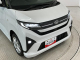 ヘッドライトには目立つくすみも無くクリアに仕上がっております。ポリッシャーでのみがきの工程を取り、ツヤのあるキレイな状態へ。