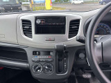 操作しやすいレイアウトで、毎日の運転も快適に行えます。