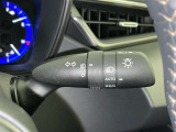 【オートライト】車外の明るさに応じて自動的にライトの点灯・消灯をしてくれます