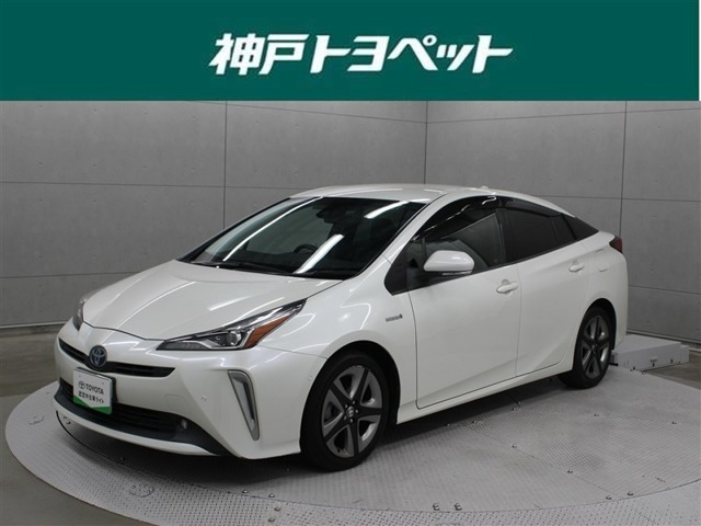 トヨタ プリウス 