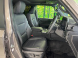 運転席シート廻りは使用感も少なく、良好な状態となっています。丁寧に使われていたことがよくわかりますね。