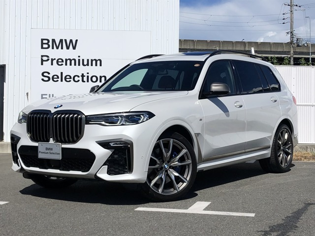 X7  M50i 4WD