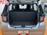 簡単な荷物が載せられるトランクルーム