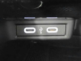 USB-Cの接続が可能。