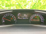 視認性の高いメーターパネル。速度や回転数など、運転に必要な情報を一目で確認できます。運転に集中できる環境を整えましょう。