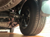 お車を安心してお乗りいただく為には、足回りの定期点検が欠かせません。サービスサポート(有償保証)では無料点検もご提供しており、安心のカーライフをお過ごしいただけるサポート体制が整っています。