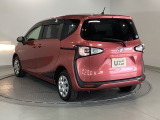 プライバシーガラスが装備されているので、車内が見えにくく、周りを気にせず、快適に運転できますよ。