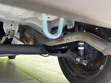 お車を安心してお乗りいただく為には、足回りの定期点検が欠かせません。サービスサポート(有償保証)では無料点検もご提供しており、安心のカーライフをお過ごしいただけるサポート体制が整っています。