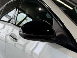 メルセデスの認定中古車「サーティファイドカー」には、最大100項目にも及ぶ点検・整備項目が設定されています>