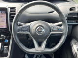 【ステアリングスイッチ】運転中、前方から目線をそらすことなく、オーディオ等の操作が可能な便利機能!安心&快適なドライブを演出してくれます♪