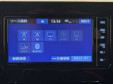 Bluetooth対応、CD/DVD再生機能付き。お好きな音楽を聴きながらのドライブは楽しいですよね〜♪