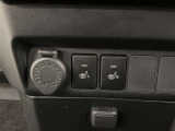 運転席、助手席シートヒーター付きです!寒い冬もすぐに座面が温まります。