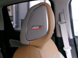 ヘッドレスト内蔵のBOSEスピーカー♪ 深い臨場感を是非体感してください!