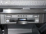 ETC車載器付きです。高速道路の料金所もスムーズに通過できます。
