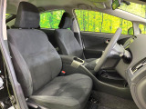 運転席シート廻りは使用感も少なく、良好な状態となっています。前オーナー様が丁寧に使っていたことがよくわかりますね。