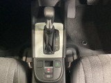 ご購入いただいた全ての中古車に、1年間または2年間の走行距離無制限の保証「ホッと保証」を無料でお付けします!!