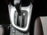 車両本体価格の一部をあらかじめ残価として据え置き、残りの金額を分割でお支払いいただくプランです。月々のお支払いをお安くできちゃいますよ♪詳しくはお気軽にスタッフまでご相談ください。