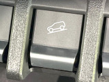 【ダウンヒルアシスト】急な坂道を下るときに自動でブレーキを制御、一定の低速度を保ちます。雪道や悪路など滑りやすい路面の下り坂でもタイヤがロックしないから安心!ハンドル操作に集中できます!