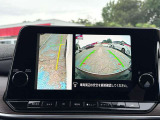 ナビのカメラボタンを二回押すことで運転席からの死角もカバーできます