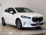 BMW認定中古車は第三者品質評価制度も採用しております。AIS方式による車両品質評価制度も導入し公平な車両コンデション評価を行うことにより車両品質の透明性を高めると同時に更なる信頼と安心をお届けします