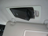 ETC車載器 スマートインタイプとなっており、運転席サンバイザー裏の天井に位置しています