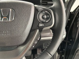 クルーズコントロールを装備しています。高速道路などで一定の速度で走ってくれるので運転が楽ですよ!速度を設定できますので、スピードの出しすぎにも注意できます。