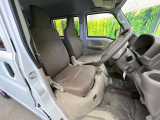 ドライバーによって運転しやすいポジションは異なり、あの車はどうなのか不安なこともありますよね。気になるお車は店頭で乗り込んでご確認いただけます♪
