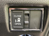 【パワースライドドア】スマートキーや運転席のスイッチでスライドドアの開閉が可能♪電動だから力を入れてドアを開ける必要が無く、小さいお子様でも、重い荷物を持っている時もラクに開け閉めできます♪