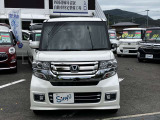 この度は当店のお車をご覧になっていただき、誠にありがとうございます。じっくり現車確認して頂けるよう、ご準備を致します!