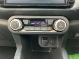 運転席・助手席シートヒーター☆