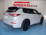アウトランダー PHEV 2.4 P 4WD 