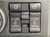 【両側パワースライドドア】スマートキーや運転席のスイッチで後席両側スライドドアの開閉が可能♪電動だから力を入れてドアを開ける必要が無く、小さなお子様でも簡単に開け閉めでき快適です♪