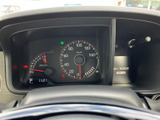 視認性の高いメーター類で運転状況をしっかり把握できます。洗練されたデザインも魅力で、安全運転をサポートします。