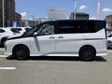 セレナ 1.4 e-POWER ハイウェイスターV 