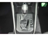 『トヨタ認定中古車』3つの安心を1台にセット!1.徹底した洗浄 2.車両検査証明書つき 3.ロングラン保証つき 全てをクリアした【安心】の証!詳しくスタッフまでお気軽にお問い合わせ下さい。